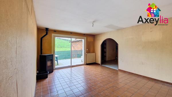 Maizilly (42750) A VENDRE - MAISON AVEC TERRAIN - MAIZILLY