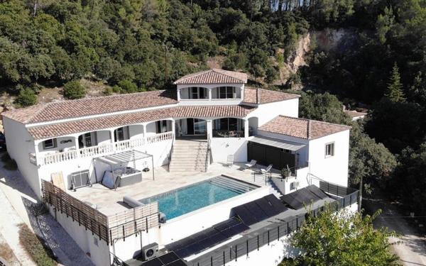 Maison à vendre    13 pièces •  Pignans