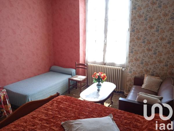 Maison 17 pièces de 458 m² à Lhommaizé (86410)