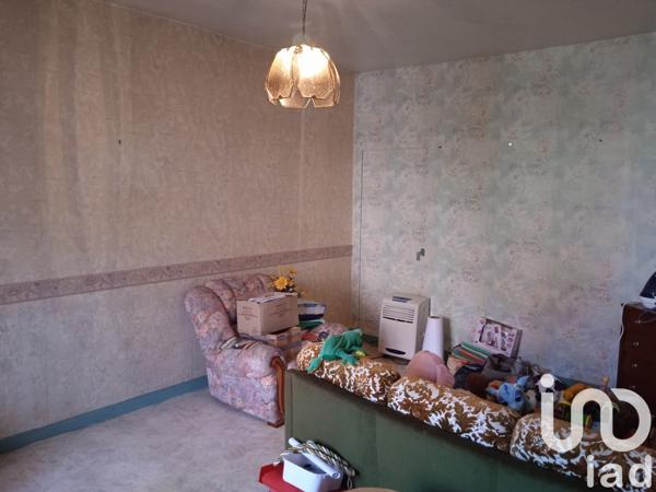 Maison 17 pièces de 458 m² à Lhommaizé (86410)