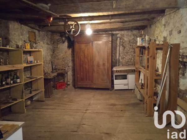 Maison 17 pièces de 458 m² à Lhommaizé (86410)