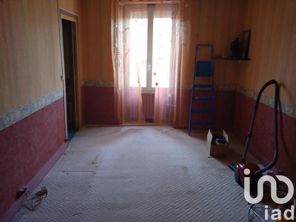 Maison 17 pièces de 458 m² à Lhommaizé (86410)