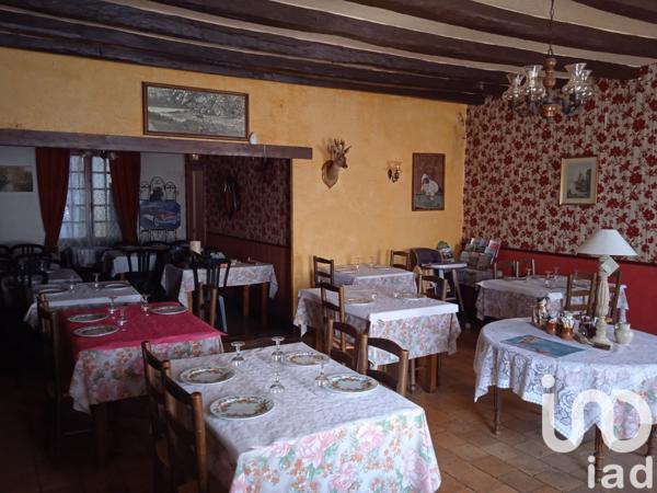 Maison 17 pièces de 458 m² à Lhommaizé (86410)