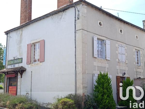 Maison 17 pièces de 458 m² à Lhommaizé (86410)