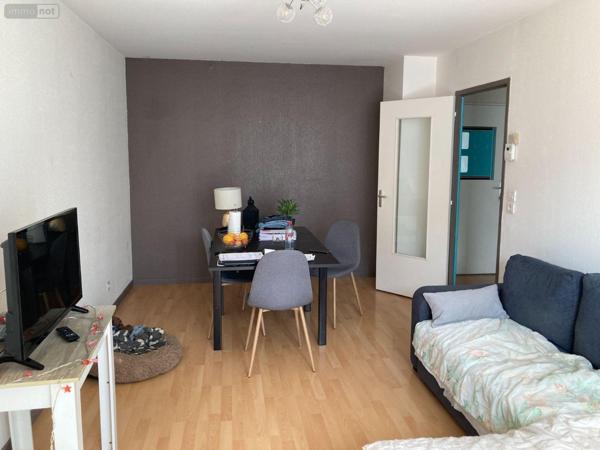 Appartement à louer à Troyes dans l'Aube (10000), ref : 1036102/4212