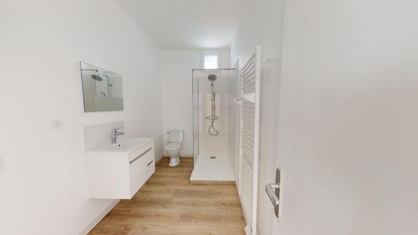 À louer : Appartement intérieur neuf à Royan