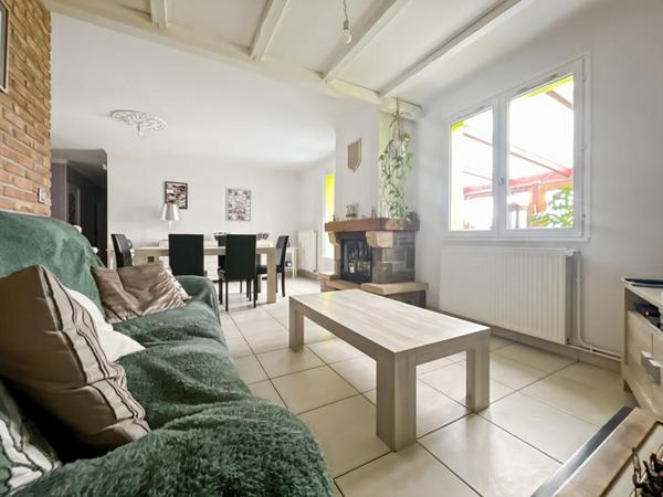 MAISON DE PLAIN-PIED 123 m². Lumineuse, moderne avec cachet  Cadre privilégié