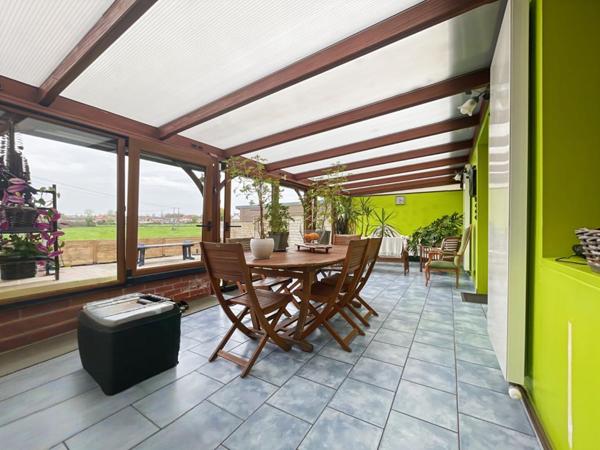 MAISON DE PLAIN-PIED 123 m². Lumineuse, moderne avec cachet  Cadre privilégié