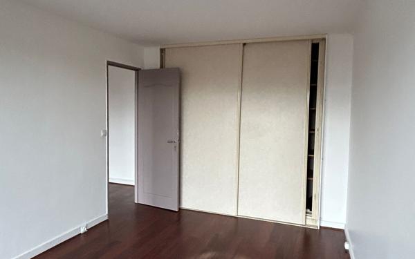 Appartement à louer    4 pièces • 81,38 m2 Châtillon