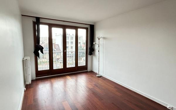 Appartement à louer    4 pièces • 81,38 m2 Châtillon