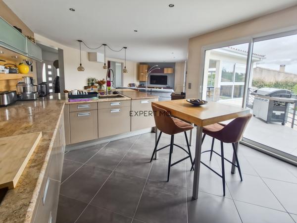 Narbonne (11100) VILLA DE PLAIN-PIED AVEC PISCINE