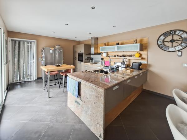 Narbonne (11100) VILLA DE PLAIN-PIED AVEC PISCINE