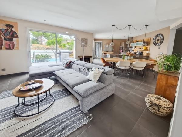 Narbonne (11100) VILLA DE PLAIN-PIED AVEC PISCINE