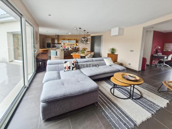 Narbonne (11100) VILLA DE PLAIN-PIED AVEC PISCINE