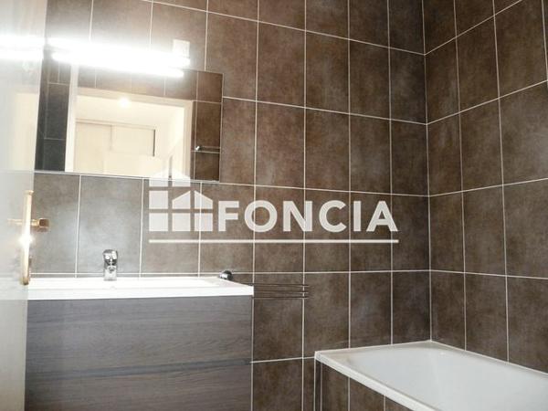 Location Appartement 3 pièces 62.6 m² - 152-154 RUE DU ROUET Marseille 13008