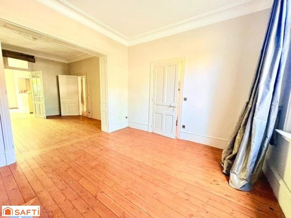 À VENDRE – VALENCIENNES – AVENUE DE LIÈGE– GARAGE–6 CHAMBRES