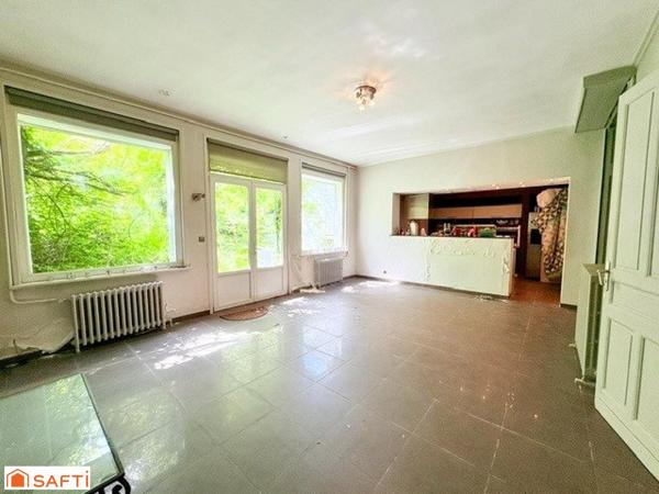 À VENDRE – VALENCIENNES – AVENUE DE LIÈGE– GARAGE–6 CHAMBRES