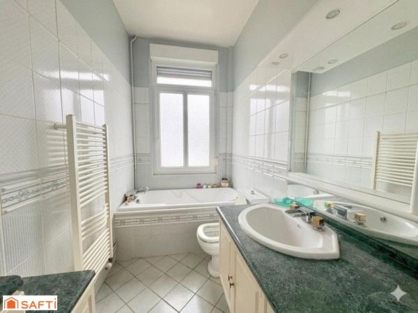 À VENDRE – VALENCIENNES – AVENUE DE LIÈGE– GARAGE–6 CHAMBRES