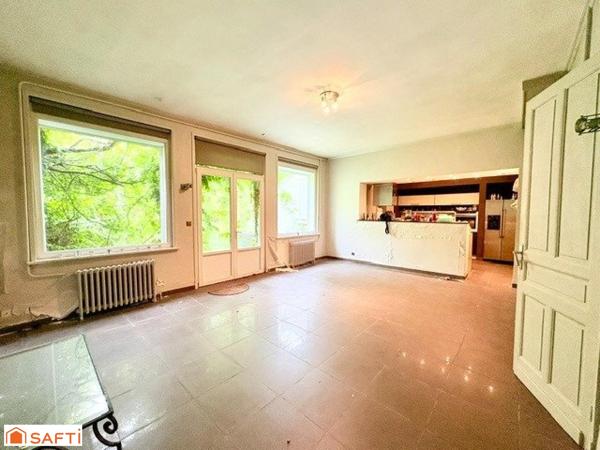 À VENDRE – VALENCIENNES – AVENUE DE LIÈGE– GARAGE–6 CHAMBRES