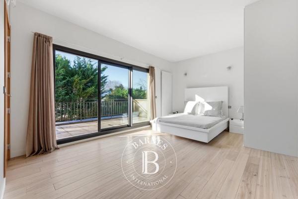 Saint-Maur-des-Fossés, Maison 5 Chambres -  298 m² à vendre