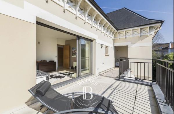Saint-Maur-des-Fossés, Maison 5 Chambres -  298 m² à vendre