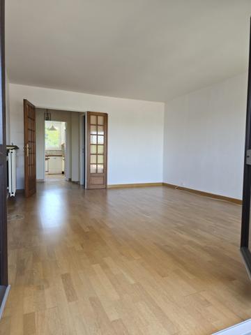 À vendre - T3, 3 pièces situé à Crosne (91560)
