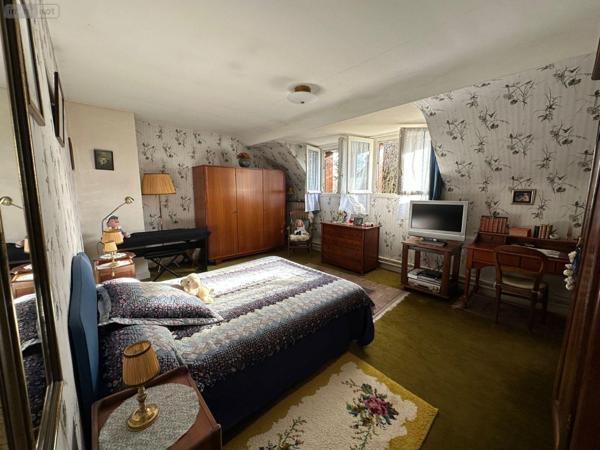 Maison à vendre à Montrichard-Val-de-Cher dans le Loir-et-Cher (41400), ref : 12101/1311   
CENTRE BOURG