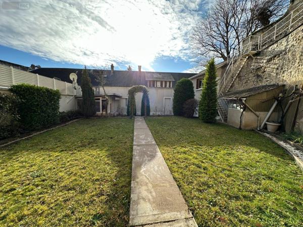 Maison à vendre à Montrichard-Val-de-Cher dans le Loir-et-Cher (41400), ref : 12101/1311   
CENTRE BOURG