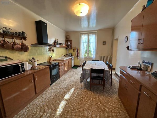 Maison à vendre à Montrichard-Val-de-Cher dans le Loir-et-Cher (41400), ref : 12101/1311   
CENTRE BOURG