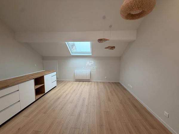 Appartement 2 pièces neuf - MONTESSON Centre Secteur Village Loyer 1 300 €/mois charges comprises **  - Référence  18695