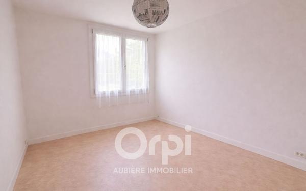 Appartement à vendre    4 pièces • 61,37 m2 Aubière