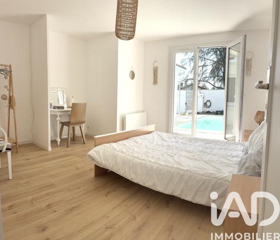 Maison à vendre 4 pièces 122 m² Le Taillan-Médoc