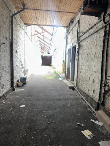 IMMEUBLE MIXTE COMPRENANT LOCAL COMMERCIAL + ANCIEN FOURNIL + APPARTEMENT + HANGAR + TERRAIN