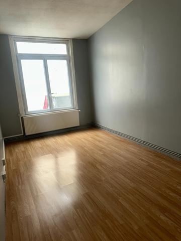 IMMEUBLE MIXTE COMPRENANT LOCAL COMMERCIAL + ANCIEN FOURNIL + APPARTEMENT + HANGAR + TERRAIN