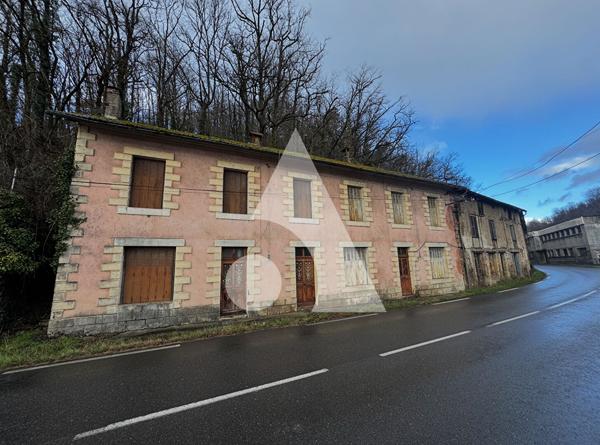 Maison 18 pièces 200 m2