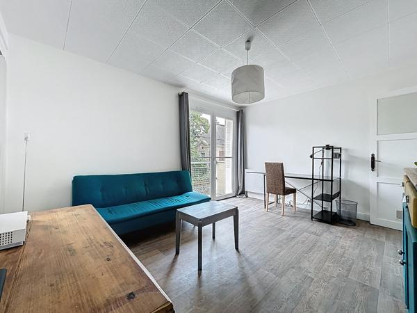 Dans le célèbre et recherché quartier du Thabor avec vue imprenable sur le parc Oberthur