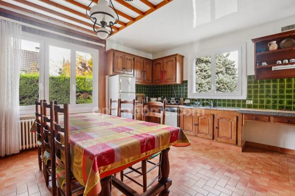 Élégante maison de 206 m² sur 600 m² de terrain – À deux pas du lac d’Enghien