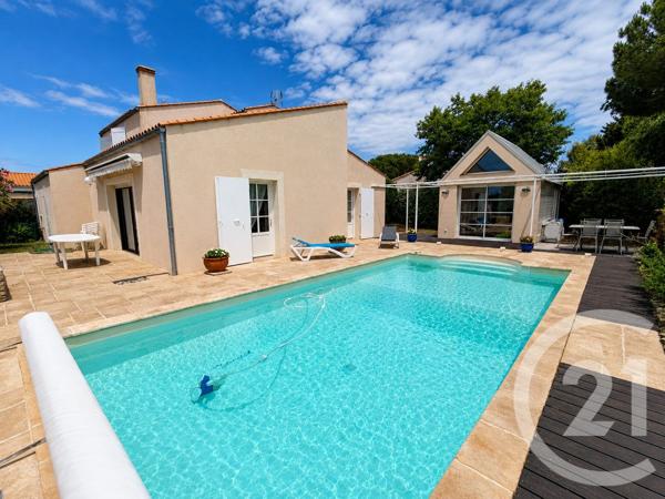 Maison à vendre  6 pièces - 142,36 m 2   LAGORD  - 17