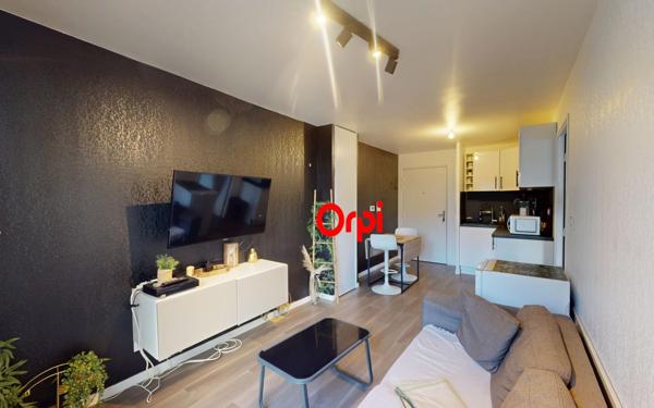 Appartement à vendre    2 pièces • 33,80 m2 Vaulx-en-Velin