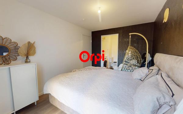 Appartement à vendre    2 pièces • 33,80 m2 Vaulx-en-Velin