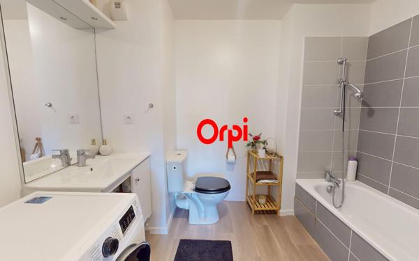 Appartement à vendre    2 pièces • 33,80 m2 Vaulx-en-Velin