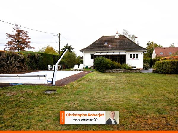 Maison de 4 chambres à Givry avec piscine sur terrain paysagé de 1800m2