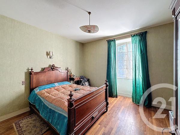 Maison à vendre  9 pièces - 196,06 m2 EBREUIL - 03