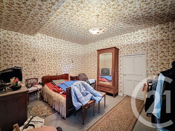 Maison à vendre  9 pièces - 196,06 m2 EBREUIL - 03