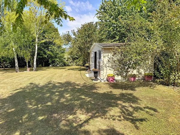 Vente                                                      Maison
                        
                     7 pièces                      208 m2                     à Morcourt