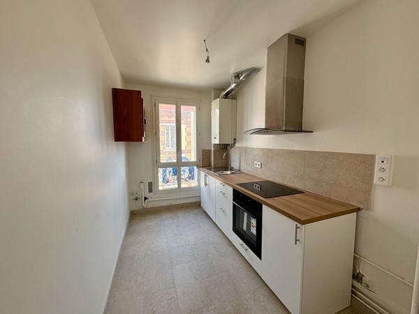 À louer - F2 de 44,59 m² rénové à SAINT-DENIS