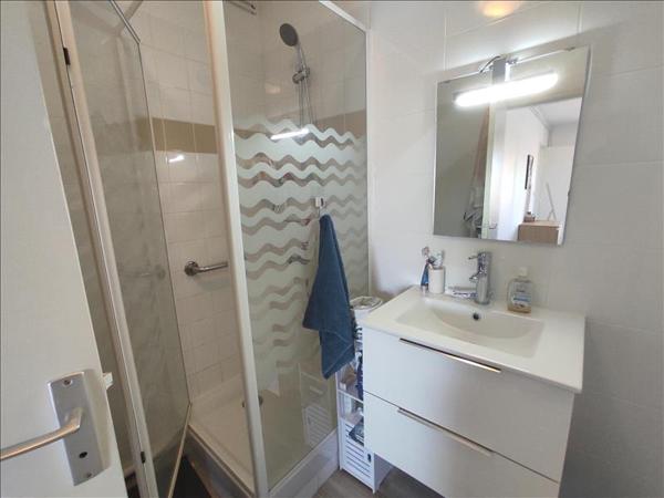 Appartement à louer 553 € CC AGEN 2 p 52 m² DPE D