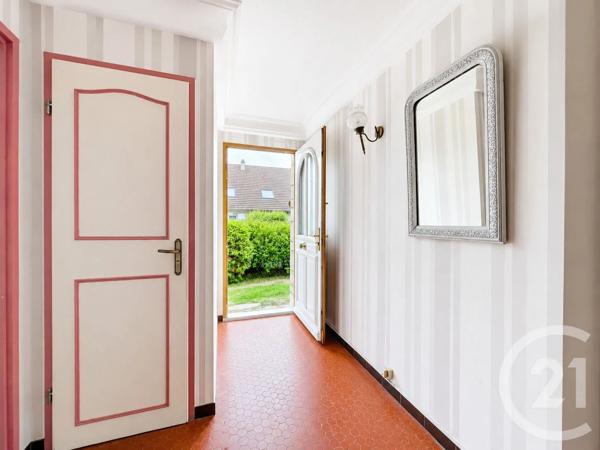 Maison à vendre  4 pièces - 94,62 m 2   SENLIS  - 60