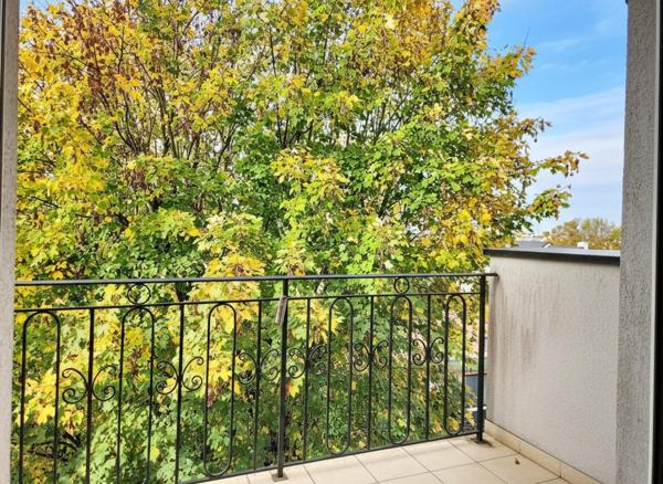 Grand 3 pièces lumineux avec parkings et dressing !