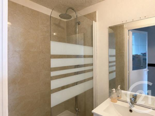 Immeuble à vendre  185,77 m 2   ETAPLES  - 62